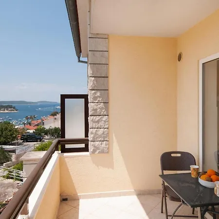 Apartments Molo Mare Hvar Town Exterior photo