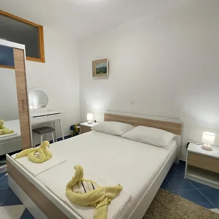 Apartments Molo Mare Hvar Town Exterior photo