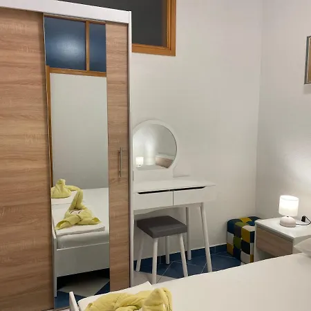 Apartments Molo Mare Hvar Town Exterior photo
